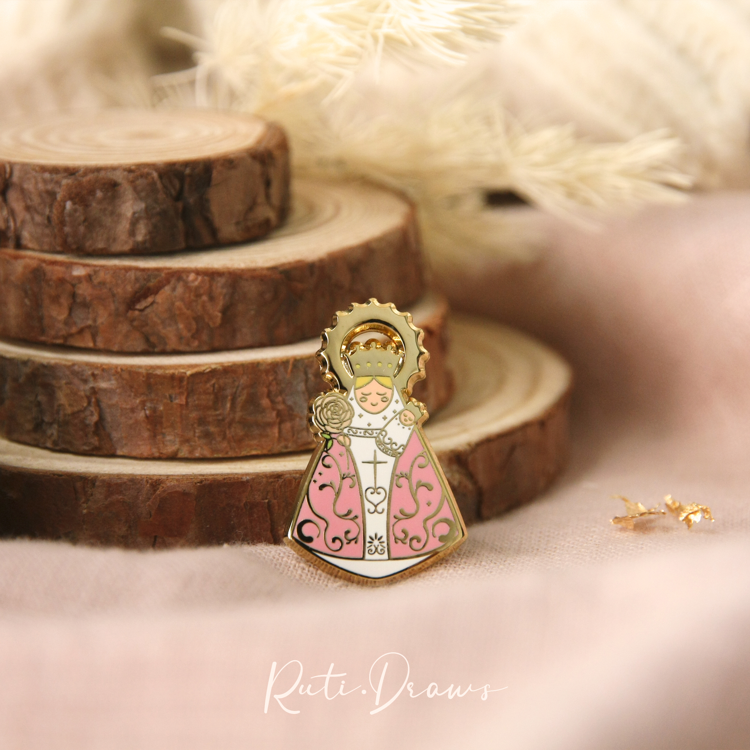 Back of the Our Lady of Covadonga pin
